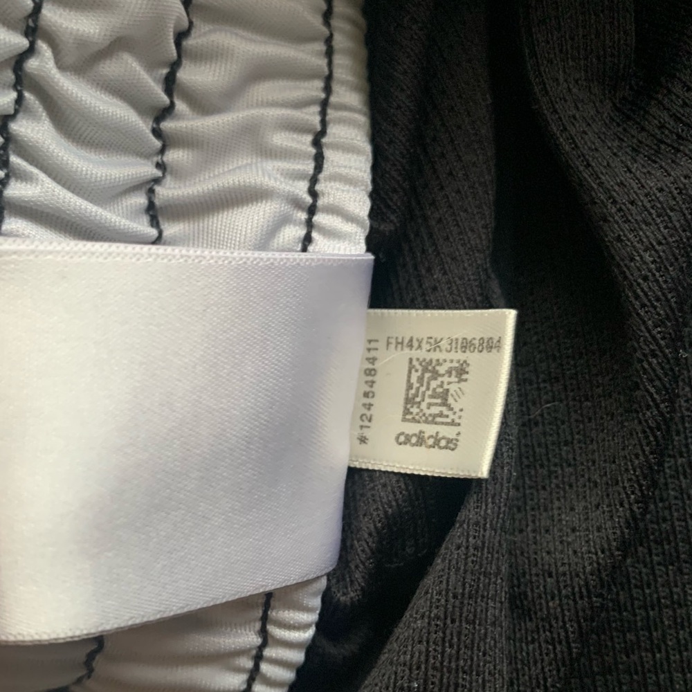 Adidas Men's Aeroready Basketball Club Shorts With Pockets Black/White Large - Picture 11 of 11